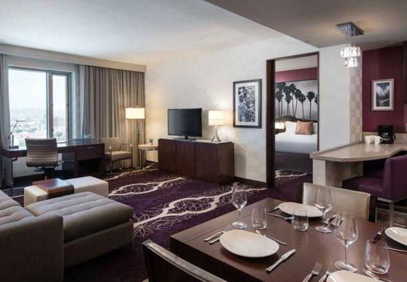 By Marriott Angeles L.a. Live Hotel